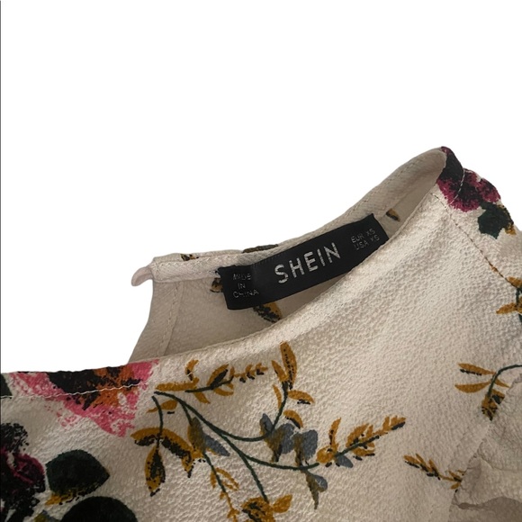 SHEIN Two Blouses - Picture 5 of 5